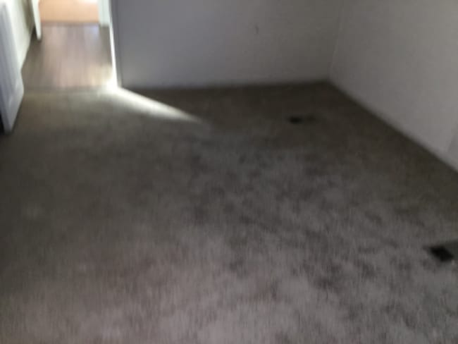 Foto del edificio - 5625 Sandmound Blvd