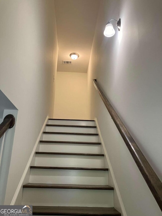 Foto del edificio - 5243 Mill Way