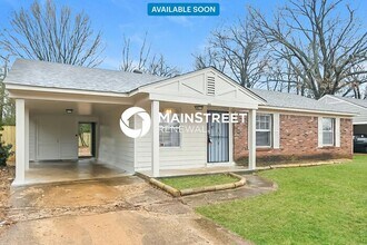 Building Photo - 4229 Forest View Dr