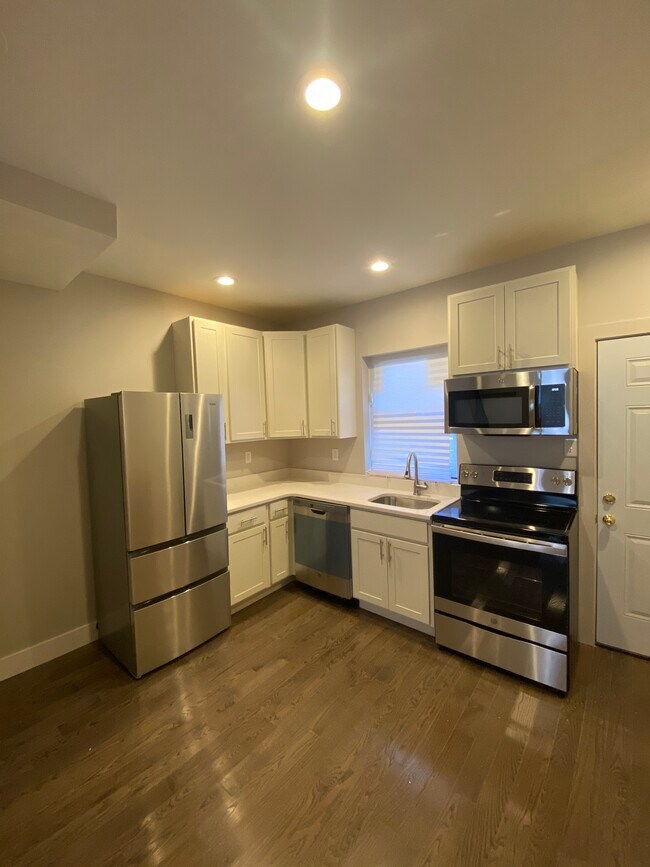 Foto del edificio - 2421 N Clarion St