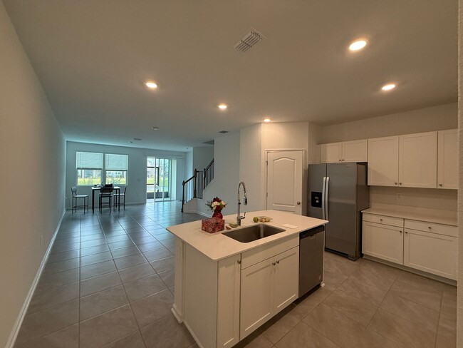 Foto del edificio - Serene Pond-View Townhouse in Palm Coast: ...