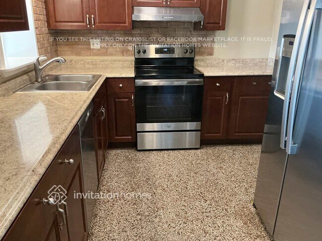 Foto del edificio - 2209 Curtis Dr S