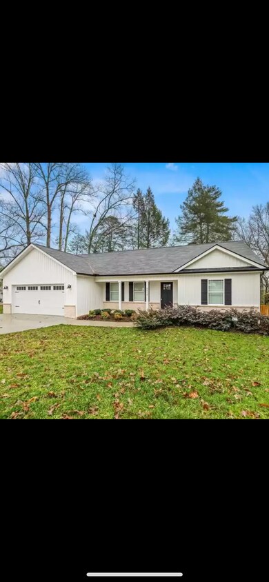 Front Elevation - 4030 Terrace View Dr
