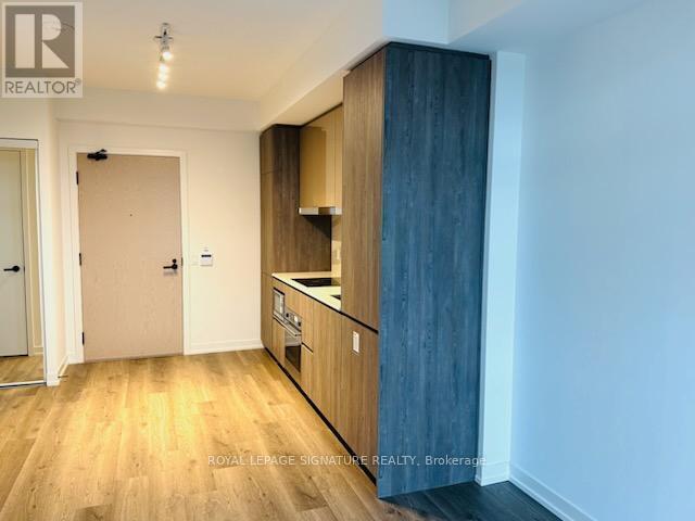 Building Photo - 8 Interchange Wy