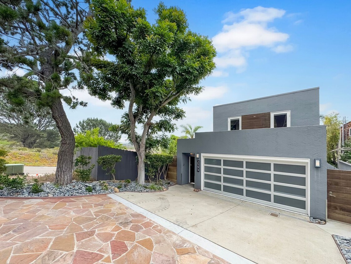 Foto principal - Stunning 3B/3BA House in Del Mar!