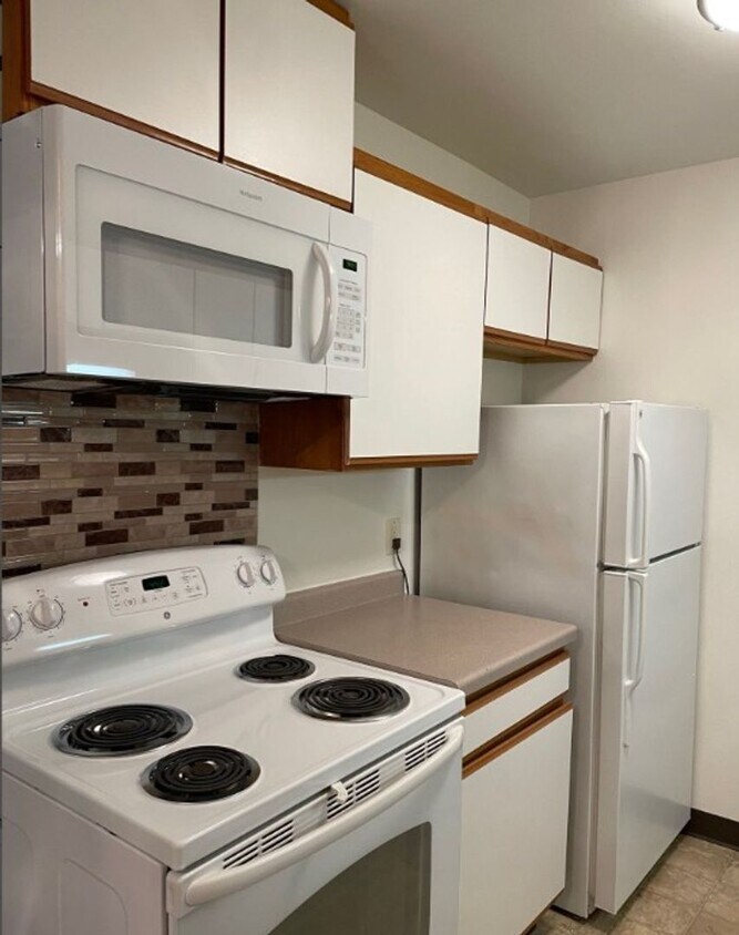 Foto principal - Upper Two Bedroom One Bath