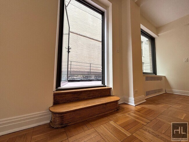 Foto del edificio - EAST 56 STREET