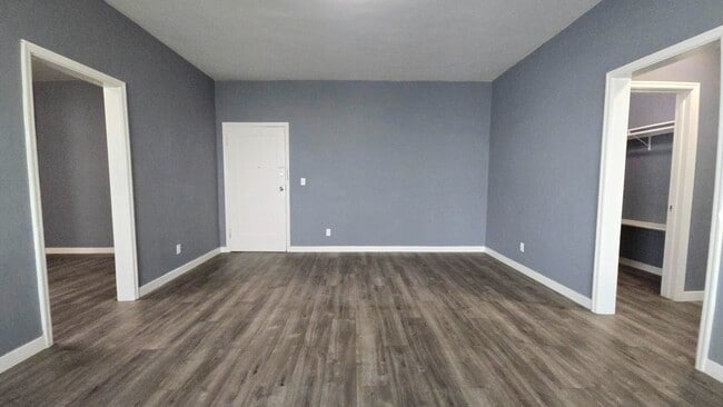 Foto del edificio - 1140 E Elk Ave