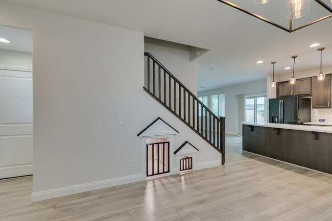 Foto del edificio - Bright & Spacious 3BR Home with Covered Patio & Community Pool