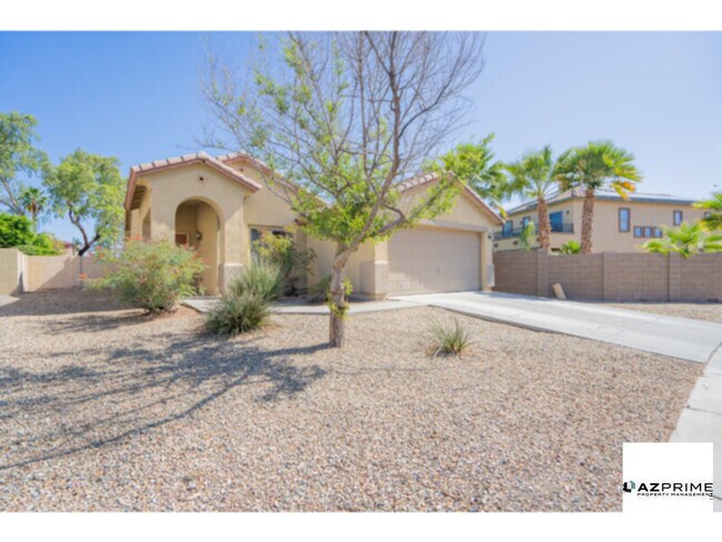 Foto del edificio - Fall in love with this charming 3/2 rental home in a peaceful and well-kept neighborhood in the West