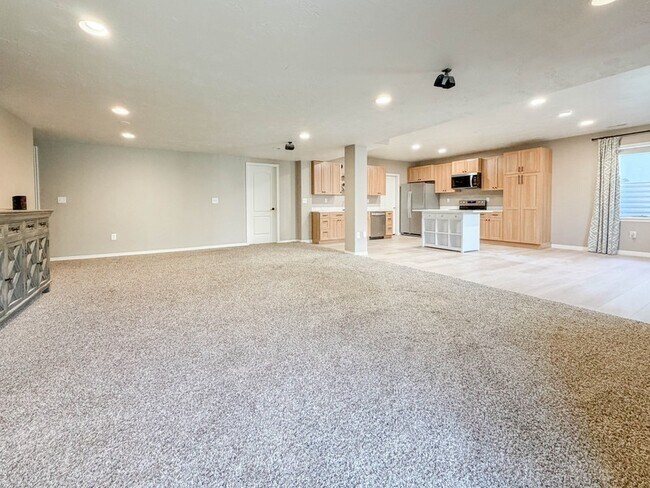 Foto del edificio - 963 Sage Ln