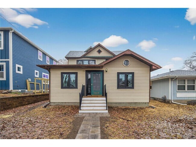 Foto del edificio - 4437 1st Ave S