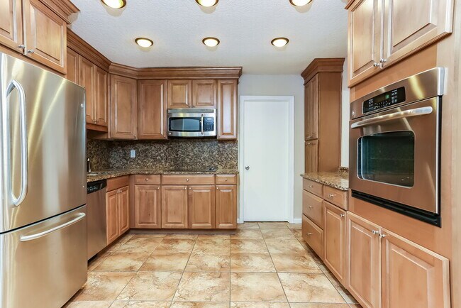 Building Photo - 9896 Liberty Ct