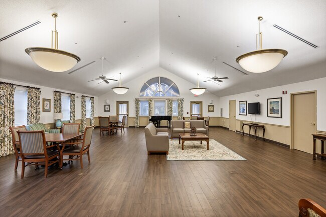 Foto del edificio - Randolph Village Senior Apartments, 62+