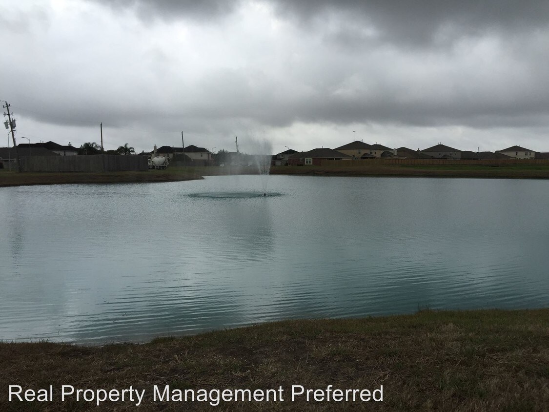 Foto del edificio - 14219 Cypress Meadows Dr