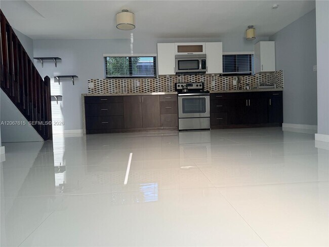 Building Photo - 12701 SW 47th St