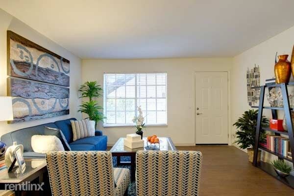 Foto del edificio - 7879 Spencer Hwy