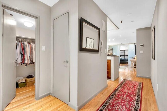 Foto del edificio - 1 bedroom in New York NY 10003