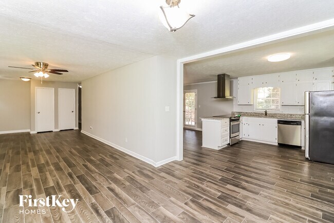 Foto del edificio - 4298 Dogwood Farm Rd