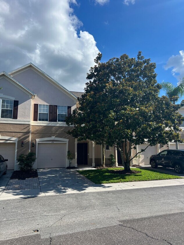 Primary Photo - 2/2.5 Townhome in desirable Barclay Reserve!