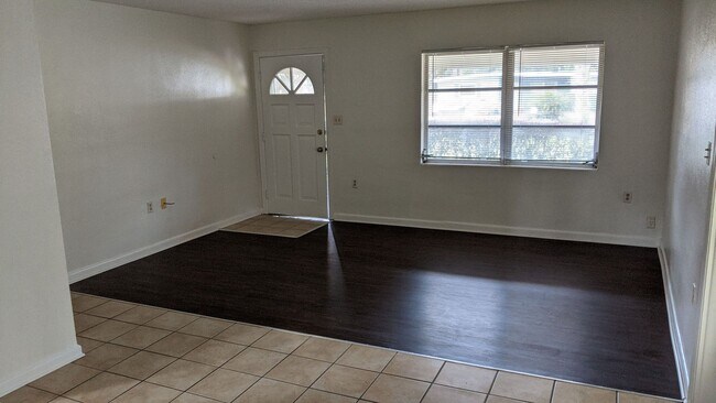 Foto del edificio - 3 Bedroom 2 Bath in Eustis Fl