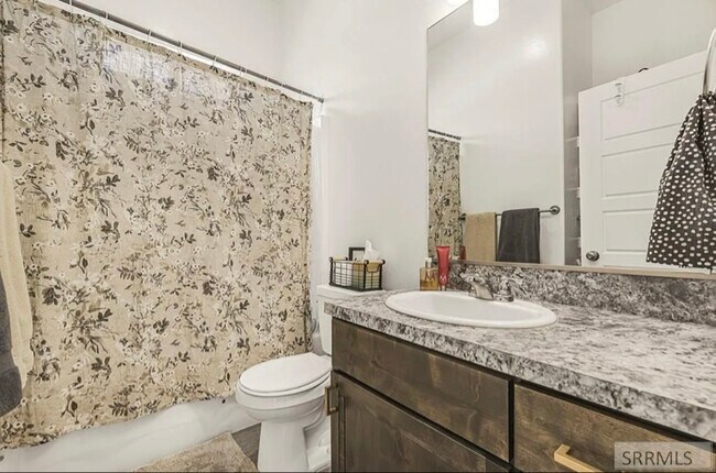 Foto del edificio - 2850 Sable Chase Rd