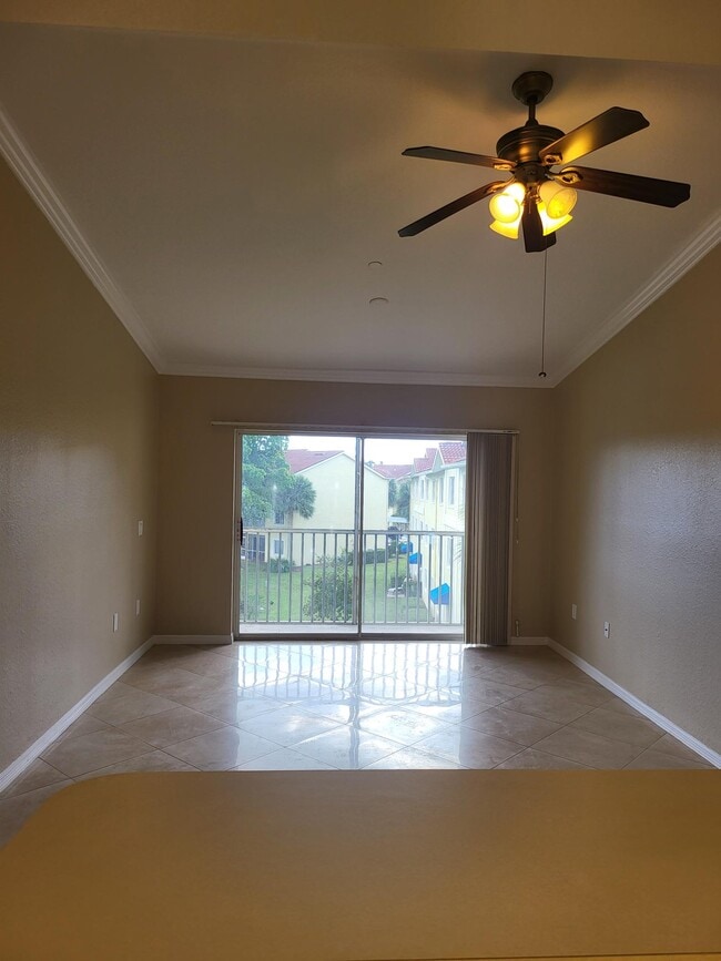 Building Photo - 8288 Key Royal Ln