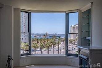 Building Photo - 500 W Harbor Dr