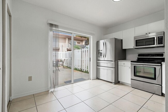 Building Photo - 13765 SW 171st Terrace