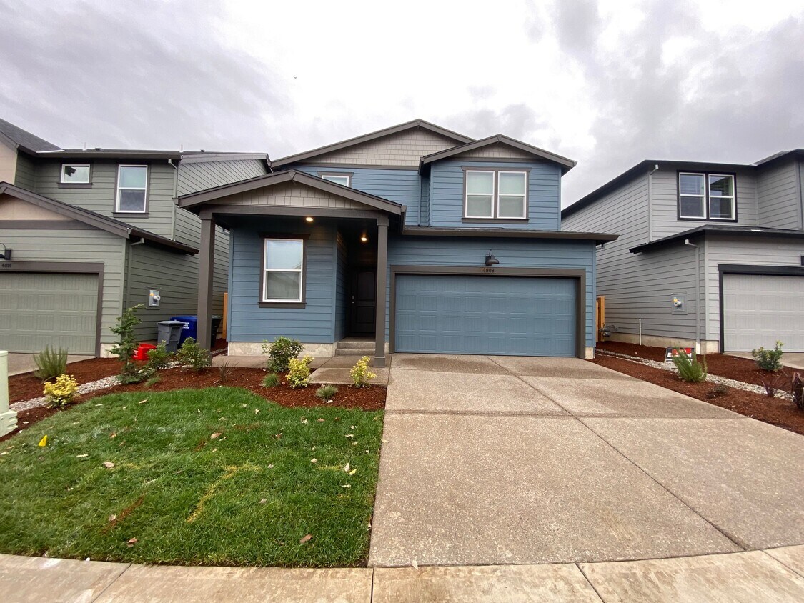 4808 Gray Ct NE, Four Corners, OR 97301 House Rental in Four Corners