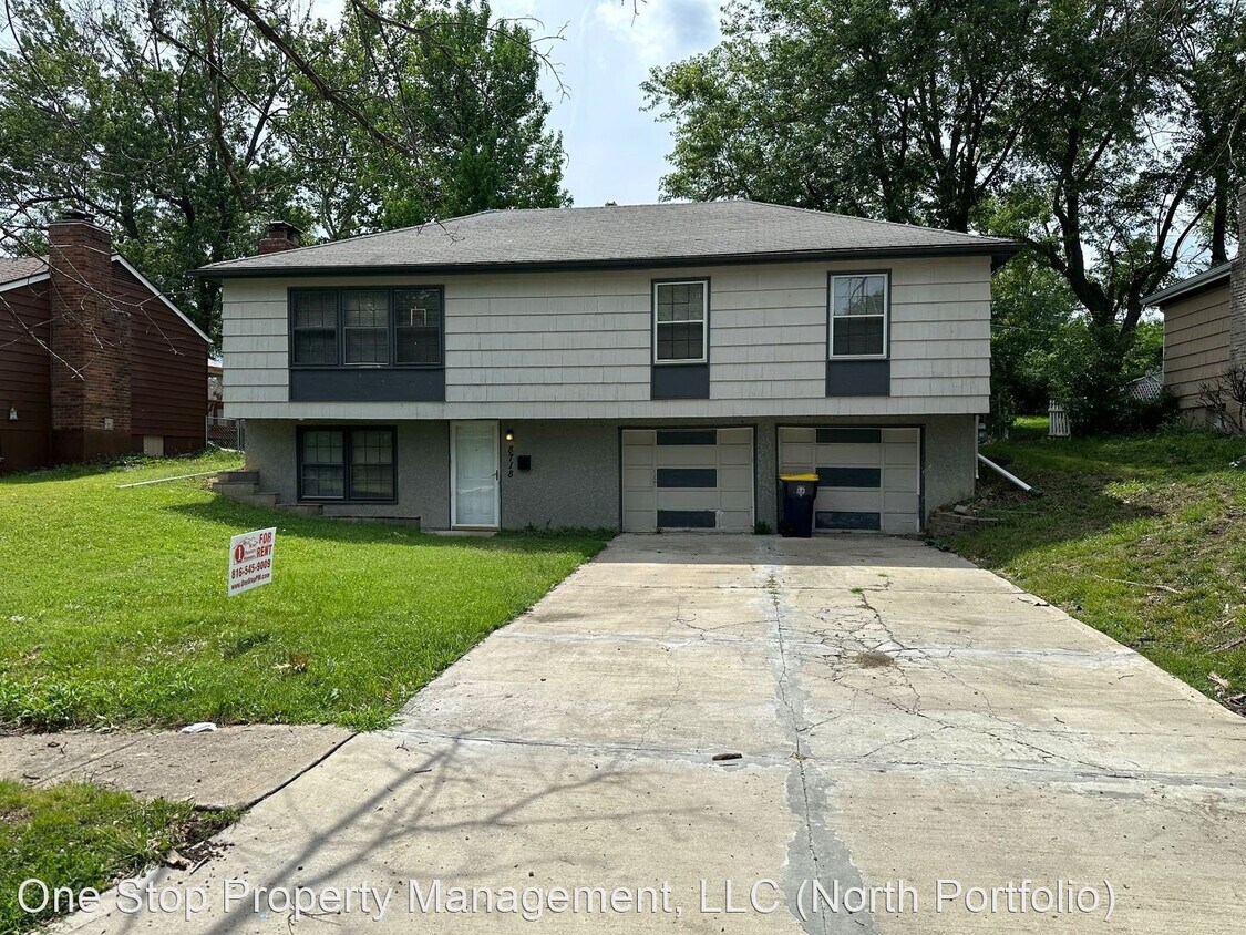 Primary Photo - 3 br, 2 bath House - 8718 Stark Ave