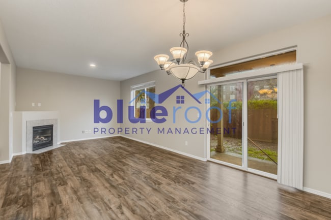 Building Photo - 17033 SW Red Leaf Pl