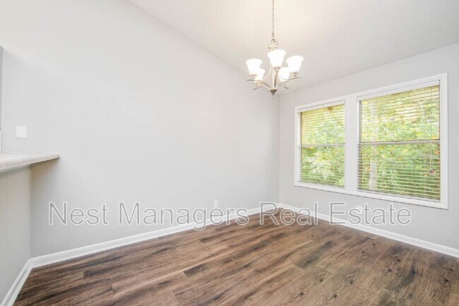 Foto del edificio - 6760 Willowbrook Dr