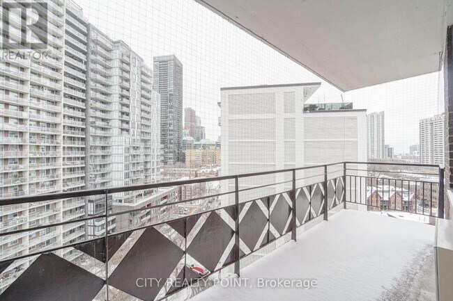 Photo du bâtiment - 55 Isabella St