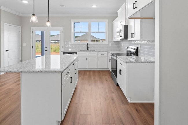 Foto del edificio - 245 Susan Lynn Dr