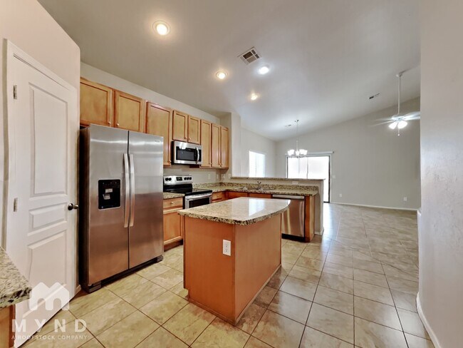 Building Photo - 6315 S 25th Dr