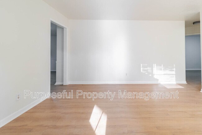 Foto del edificio - 10304 N University Ave