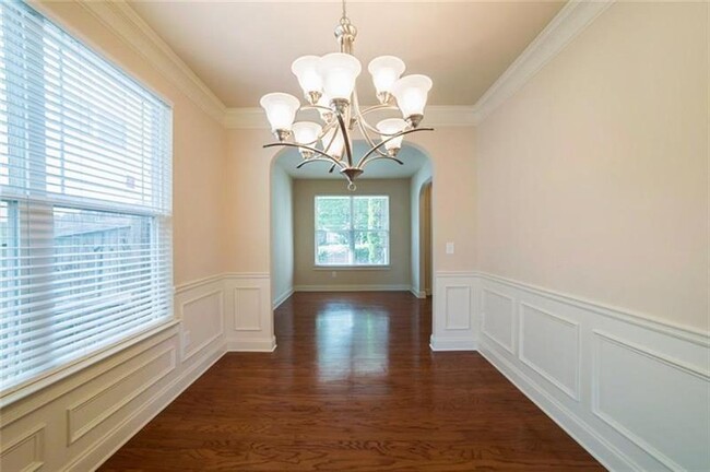 Building Photo - 1578 Scenic Pines Dr