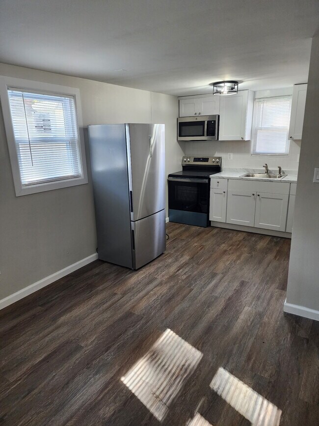 Foto del edificio - 82 Seaside Ave