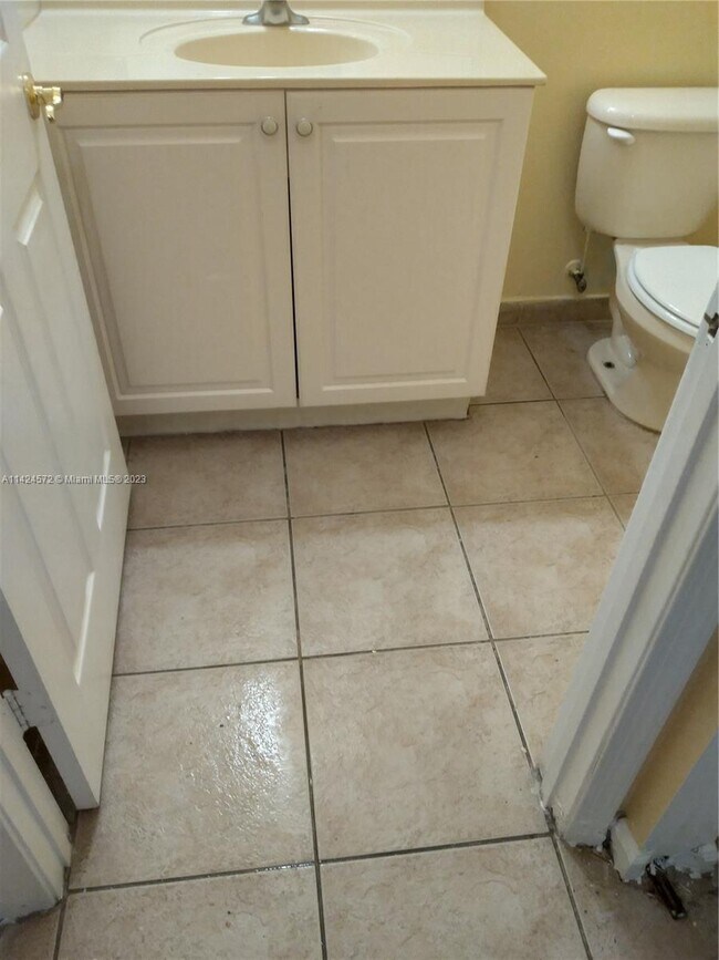 Foto del edificio - 2554 SW 85th Ave