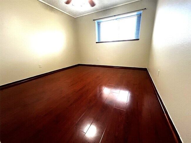 Foto del edificio - 731 Seafoam Rd