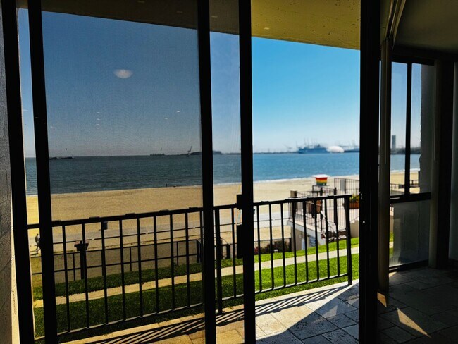 Foto del edificio - Oceanview 1 Bedroom with Beach Access for ...