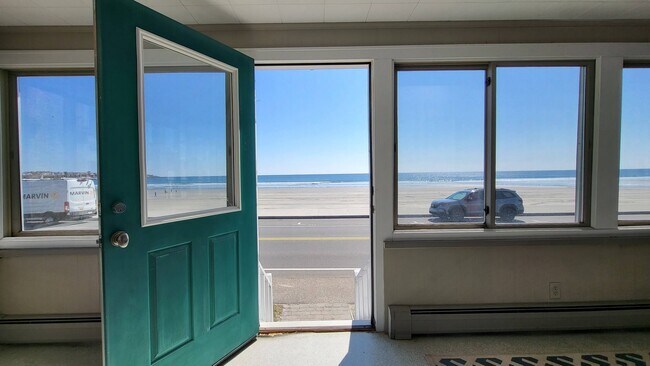 Building Photo - 203 Long Beach Ave