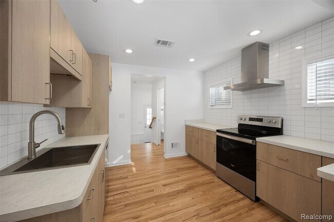 Foto del edificio - 623 E Brockton Ave