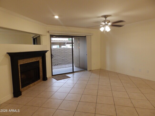 Foto del edificio - 7950 E Starlight Way