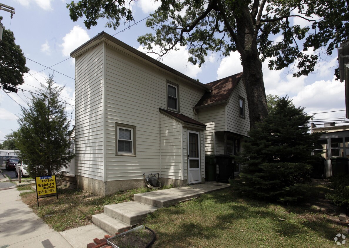 185 East Ave, Pitman, NJ 08071 Apartments in Pitman, NJ