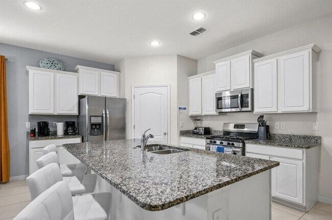 Foto del edificio - 5276 Oakbourne Ave