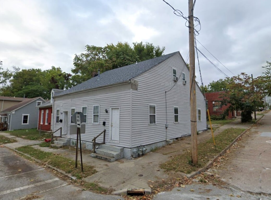 Primary Photo - 400 N 1st St