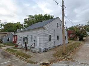 Building Photo - 400 N 1st St