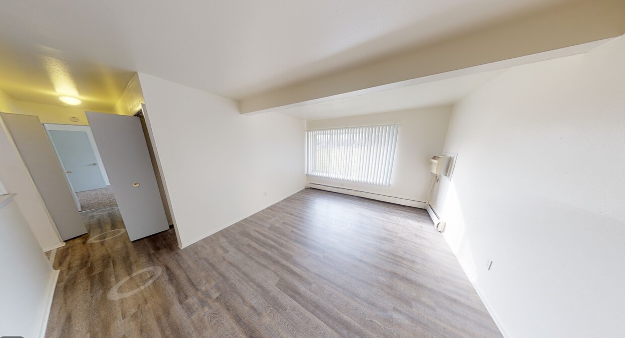 Living Room - 27817 Independence St
